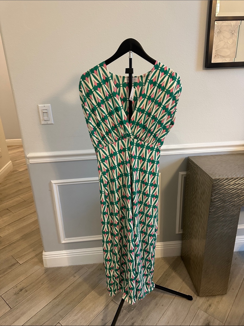 Geo-Print Green V-Neck Maxi Dress
